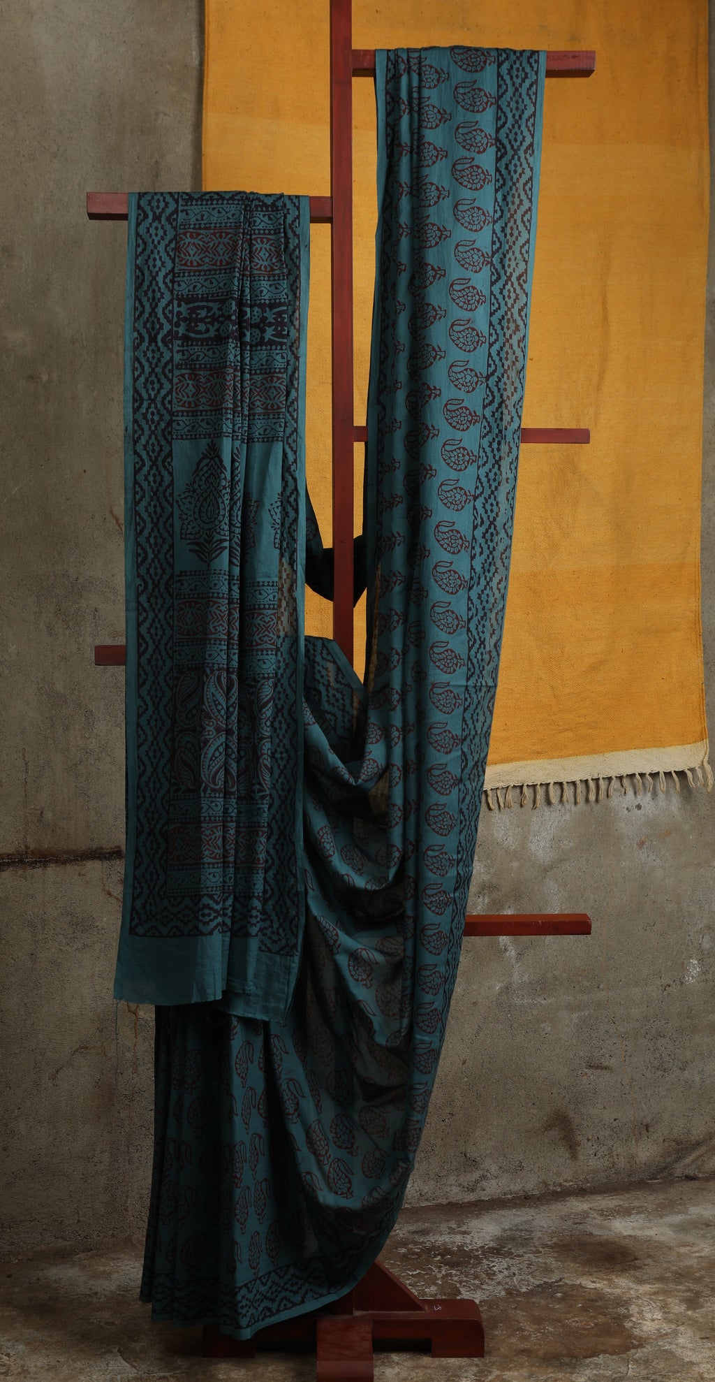Narmada Saree