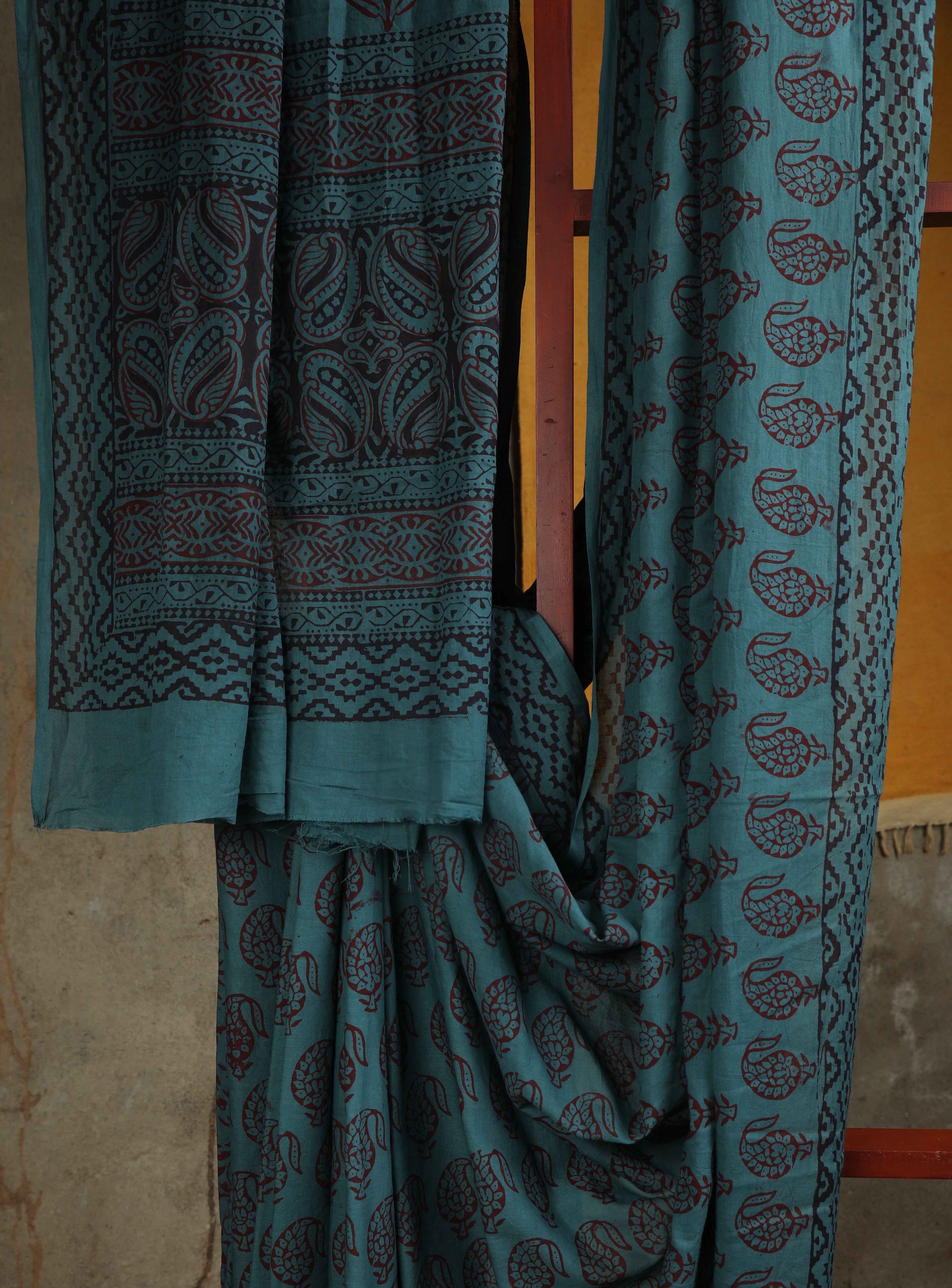 Narmada Saree