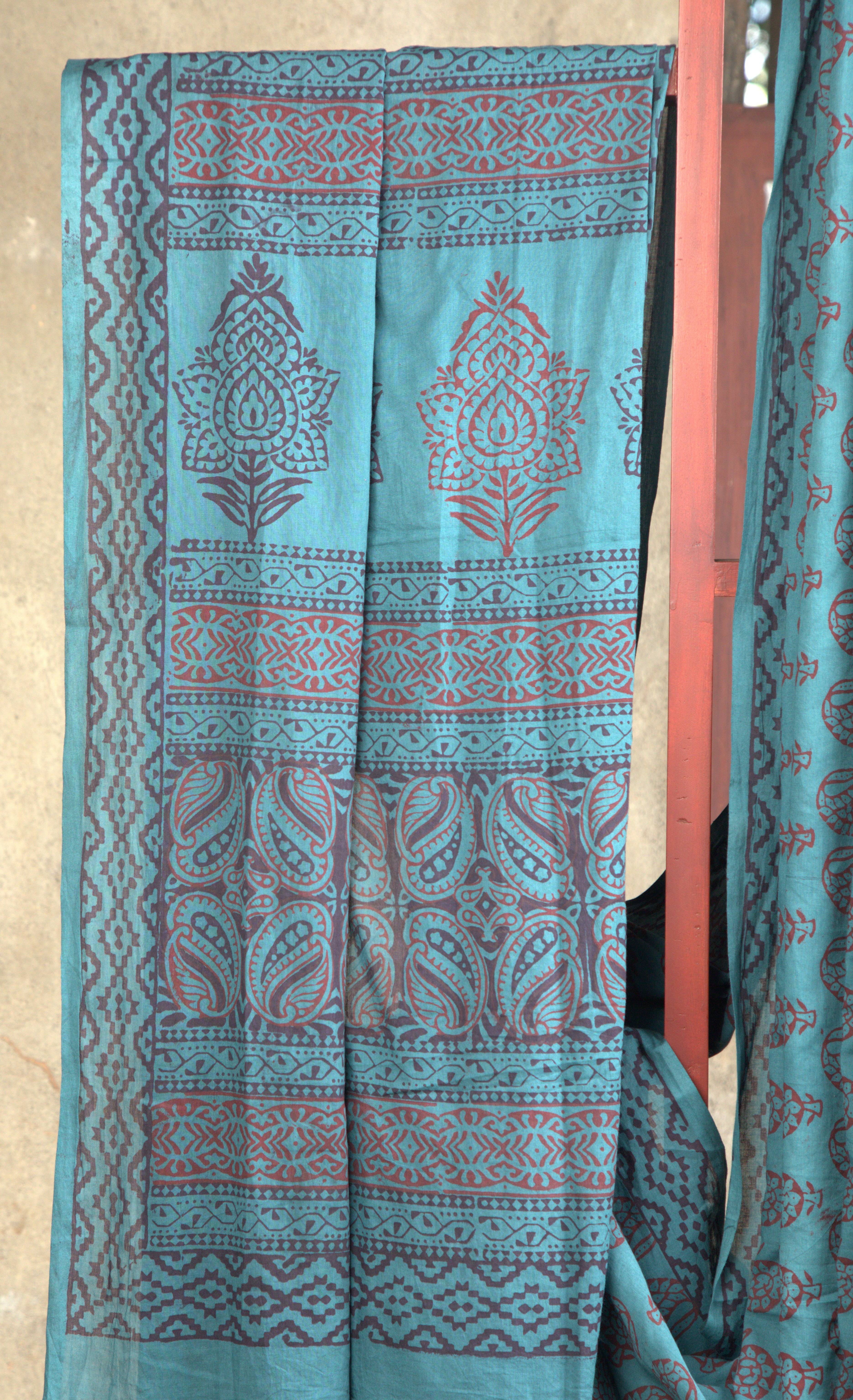 Narmada Saree